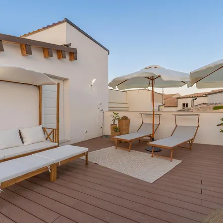 La Dimora Di San Nicola Aparthotel 4*