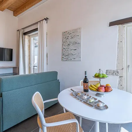 La Dimora Di San Nicola Aparthotel 4*